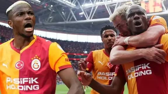 Galatasaray'da Osimhen Paniği! Fenerbahçe Derbisi İçin Büyük Endişe - (ツ)