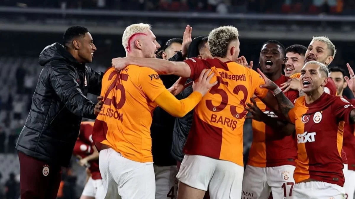 Aslan’ın Yıldızına Dev Talip: Manchester United Kapıyı Çalacak!